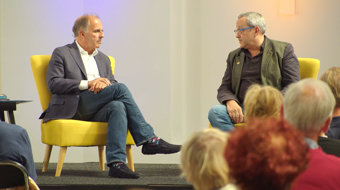 202137. Let’s talkshow! / Prof. dr. Frits van Oostrom - De retoriek van de toneelschrijver © ConcertoMedia