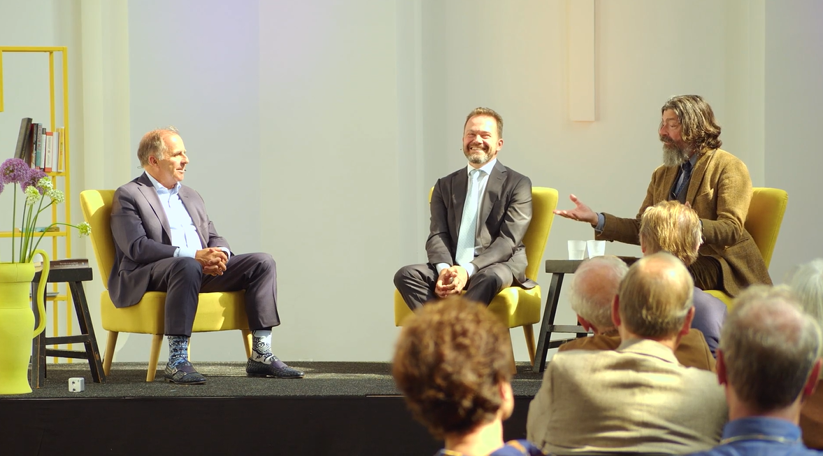 202156. Let’s talkshow! / Prof. dr. Frits van Oostrom - De retoriek van het Festival Oude Muziek © ConcertoMedia